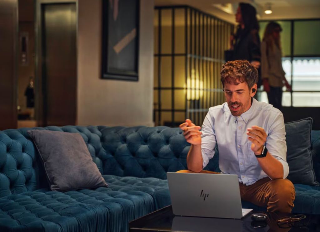 HP OmniBook Ultra: Laptop HP Pertama dengan AMD Ryzen AI&nbsp;300