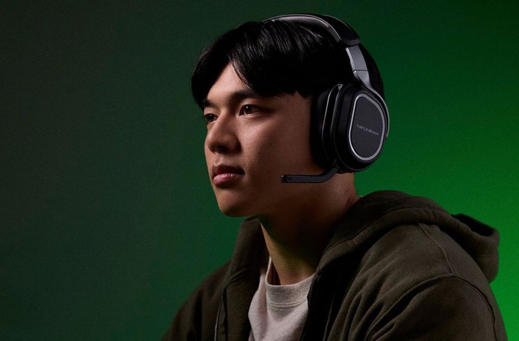 Turtle Beach Stealth 700 Gen 3: Headphone Gaming dengan Transmiter Ganda untuk PC dan Konsol